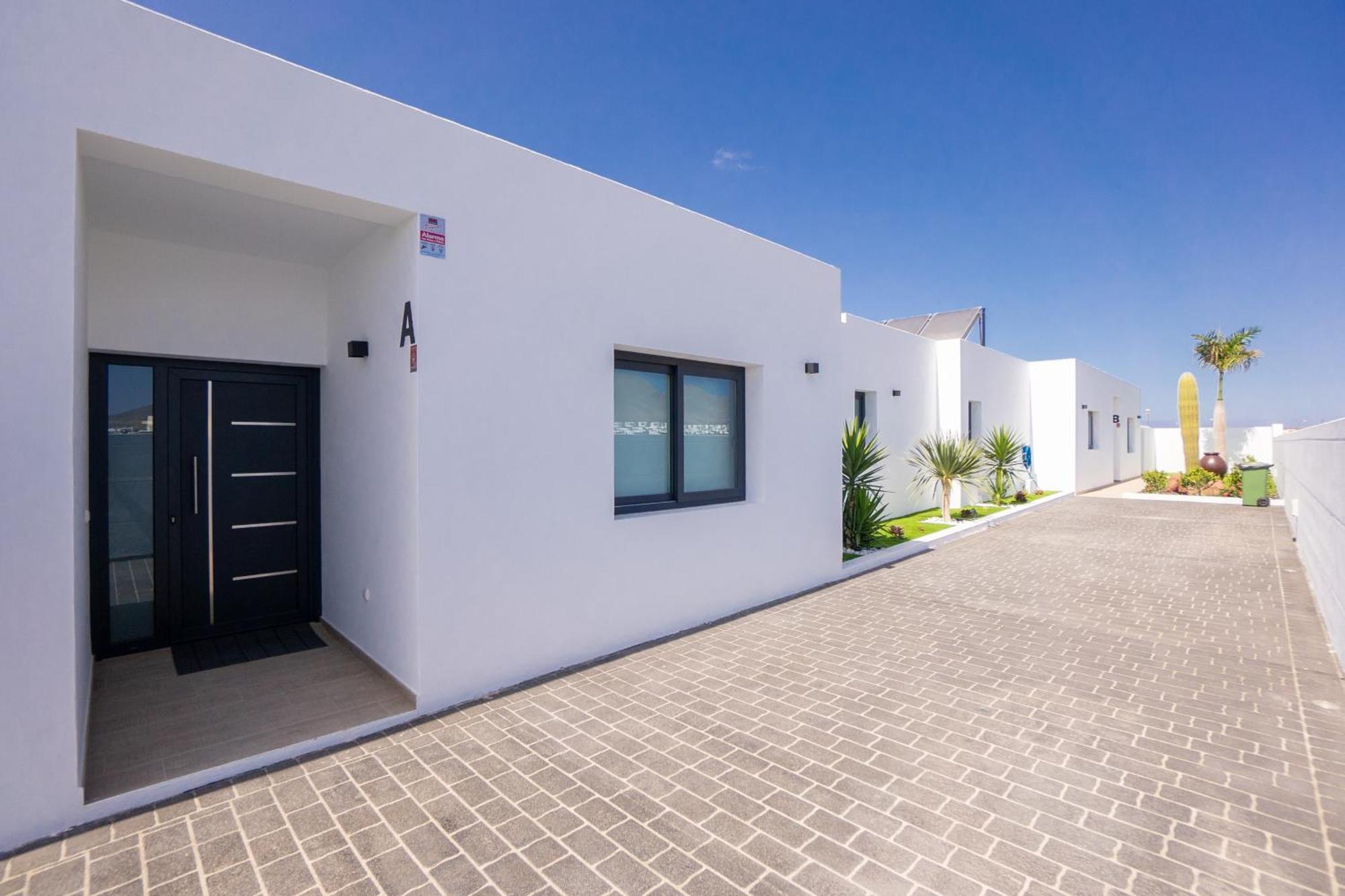 Sea Breeze Villas Lapa And Claca ปลายาบลังกา ภายนอก รูปภาพ