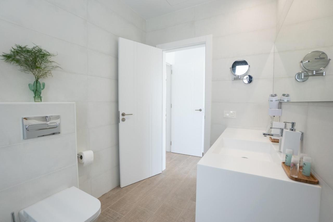 Sea Breeze Villas Lapa And Claca ปลายาบลังกา ภายนอก รูปภาพ