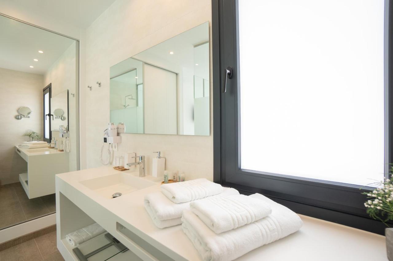 Sea Breeze Villas Lapa And Claca ปลายาบลังกา ภายนอก รูปภาพ
