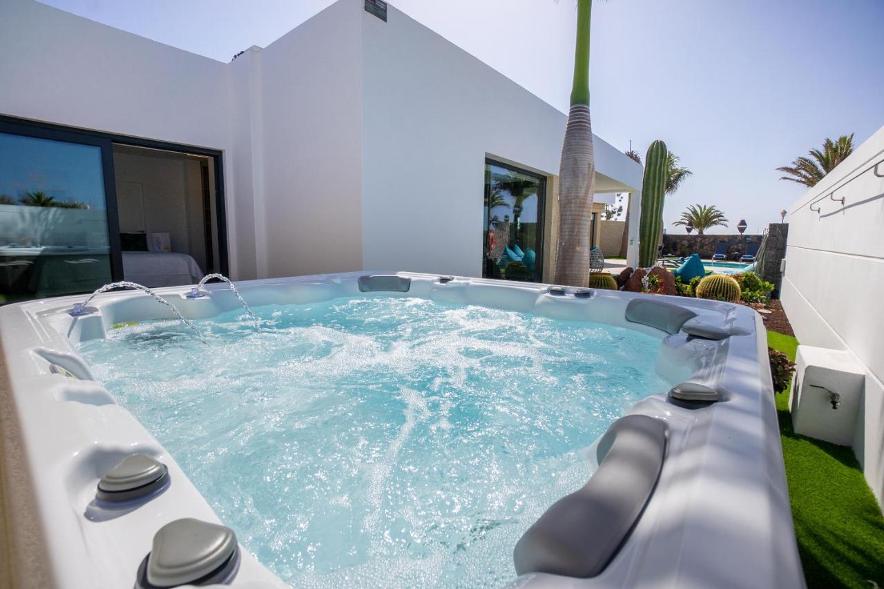 Sea Breeze Villas Lapa And Claca ปลายาบลังกา ภายนอก รูปภาพ